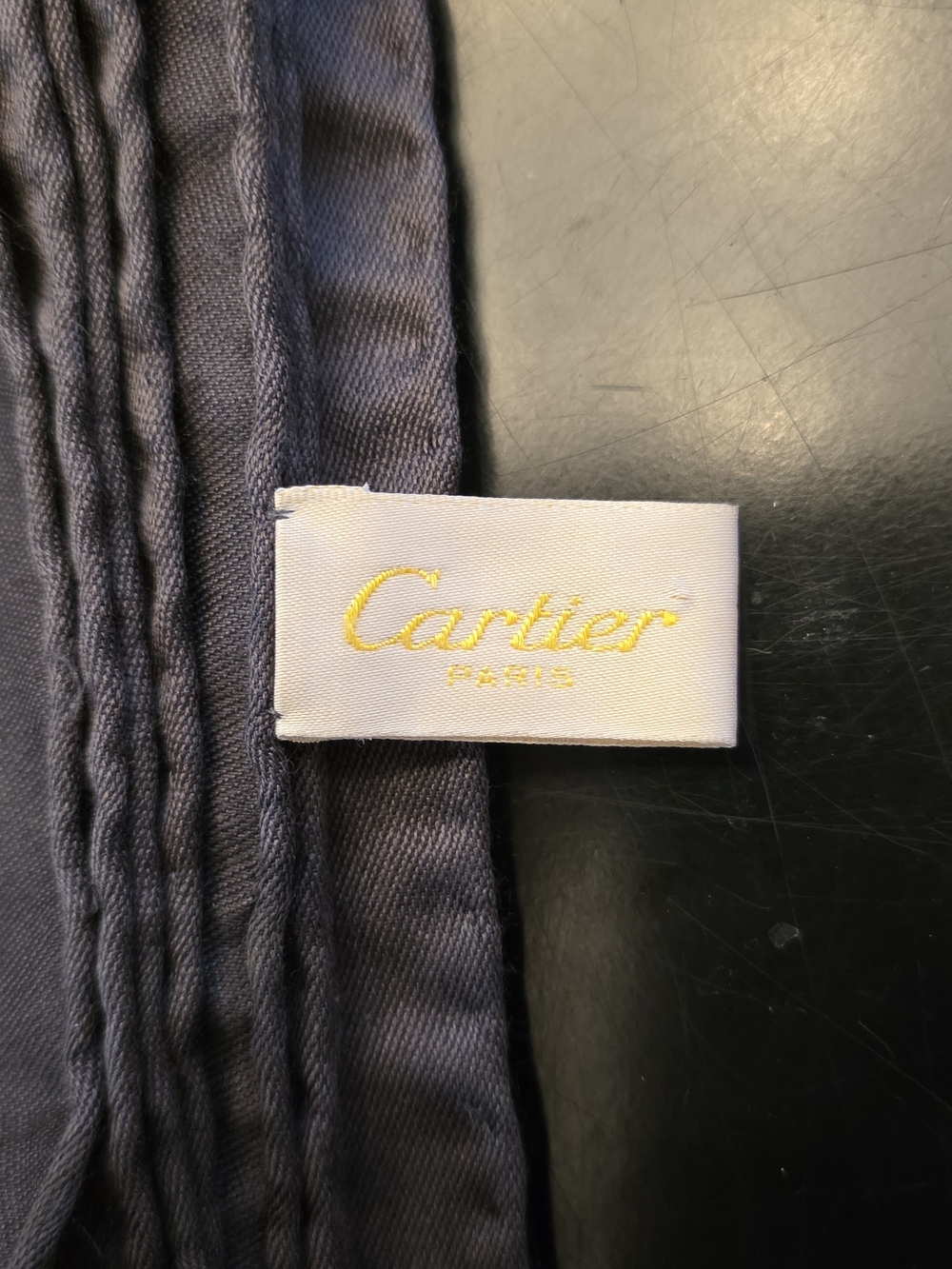 Cartier logo scarf shawl wrap 70x26 charcoal - Picture 6 of 8